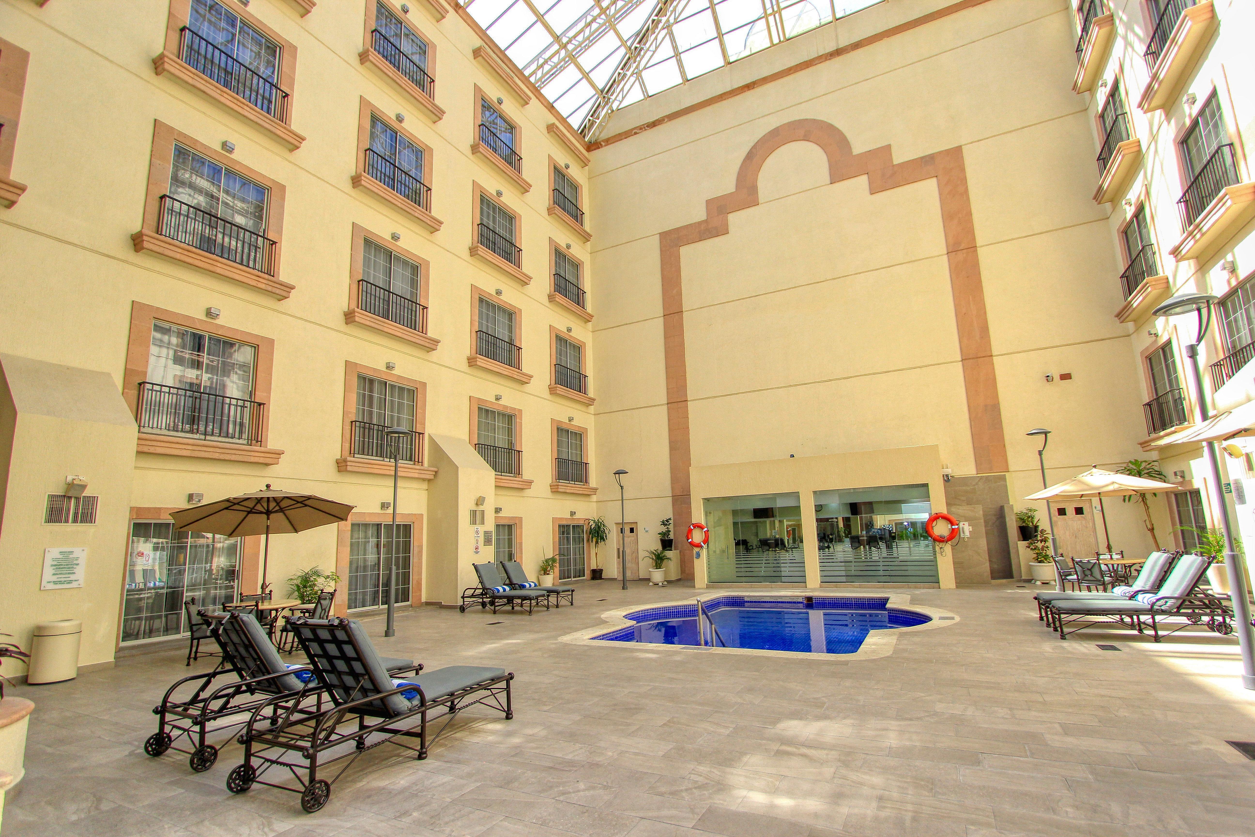 Holiday Inn Leon By Ihg Exteriér fotografie