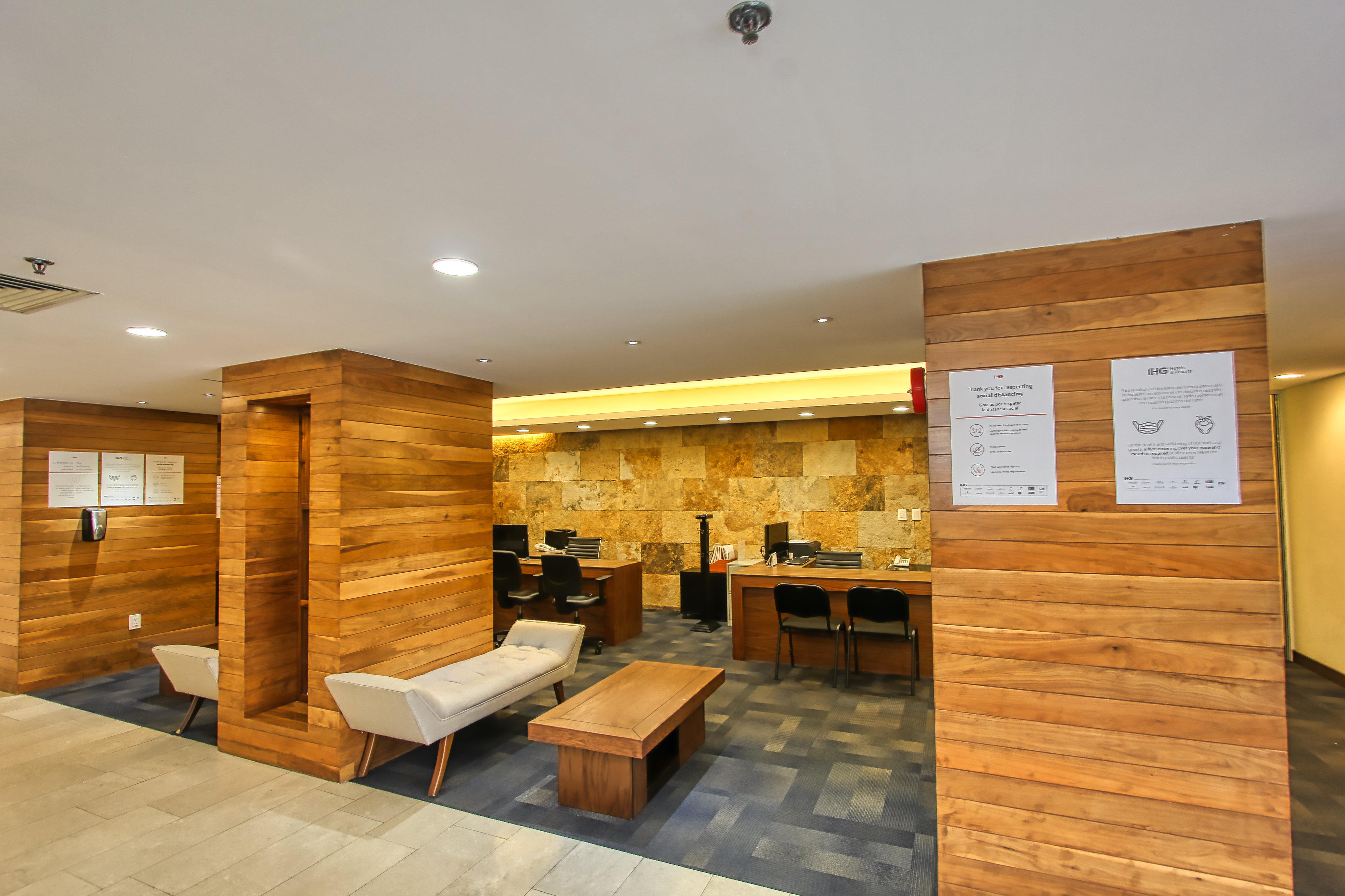 Holiday Inn Leon By Ihg Exteriér fotografie