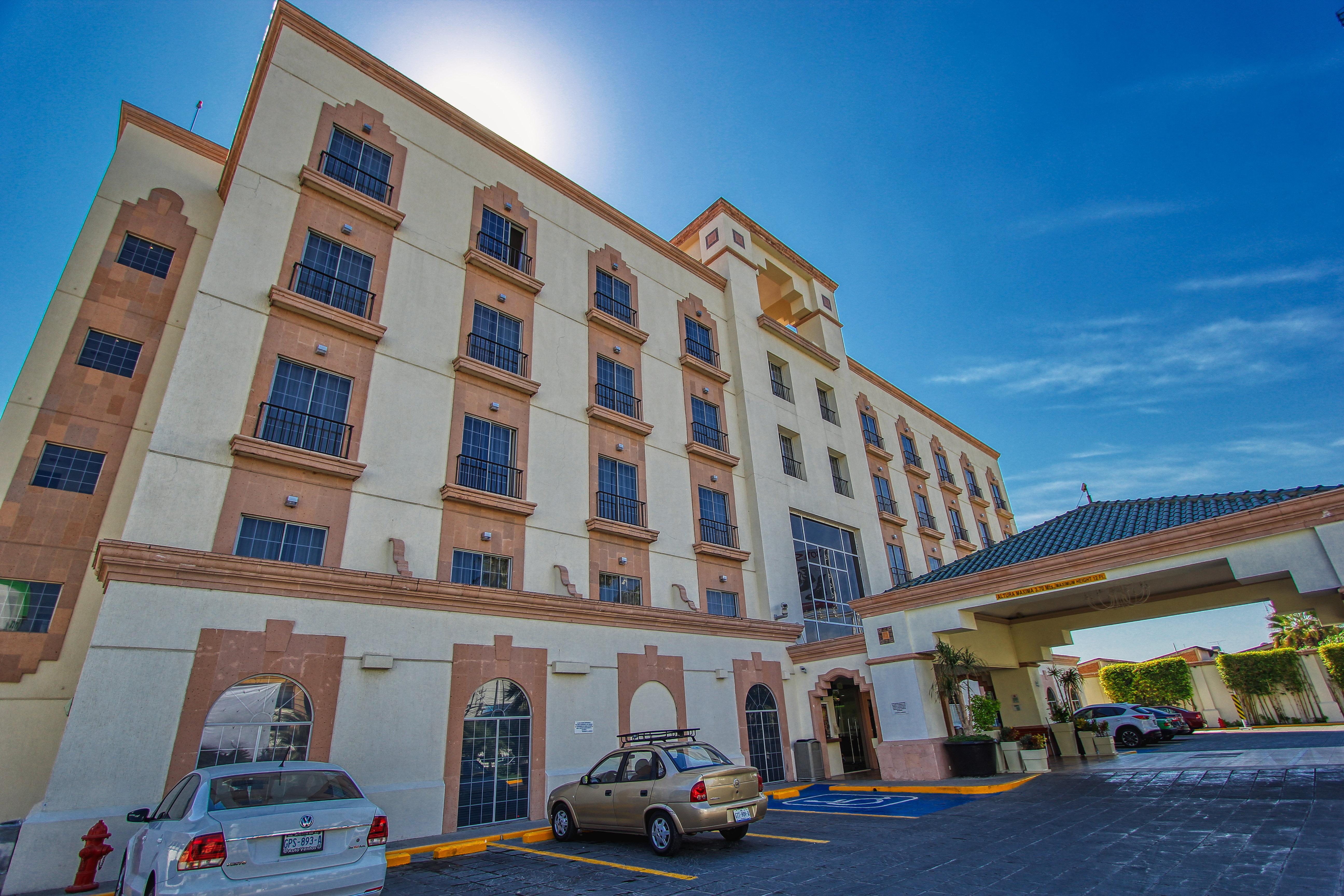 Holiday Inn Leon By Ihg Exteriér fotografie