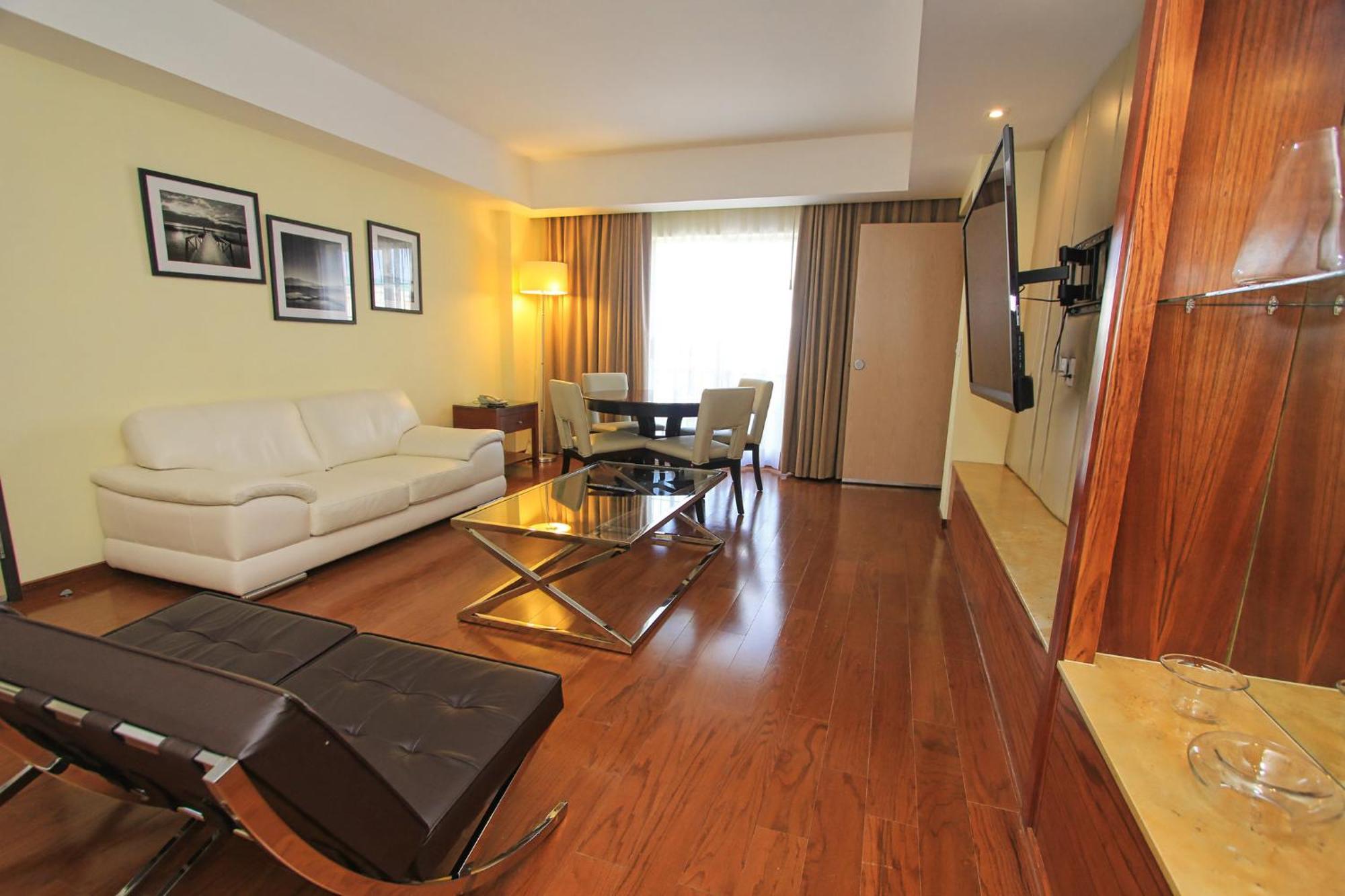 Holiday Inn Leon By Ihg Exteriér fotografie